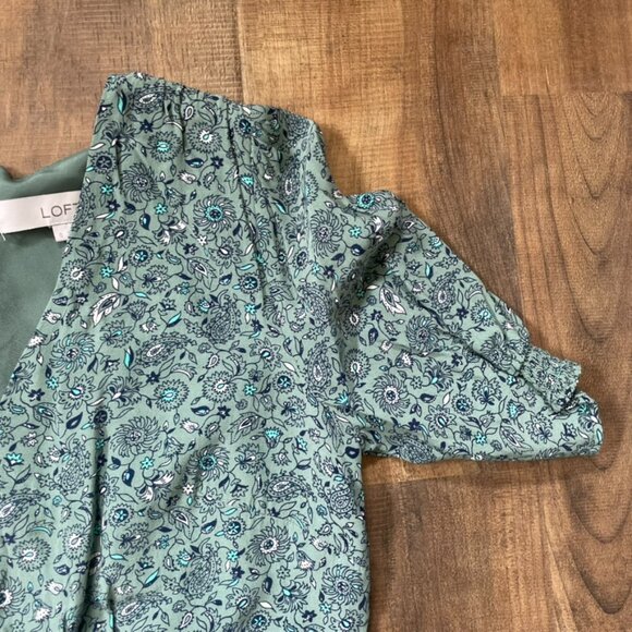 LOFT Green Floral Puff Sleeve Fit & Flare Midi Dress Size 0 Petite V-Neck - Picture 3 of 8